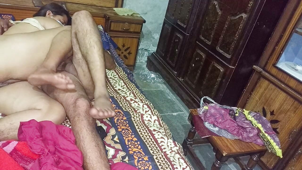Pakistani Mix Mina Javed - Hot Sex in Different Positions with Cumshot