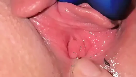 The Slut Wet Fingering