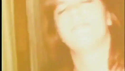 Lesbian seks threesome jilat memek jadul