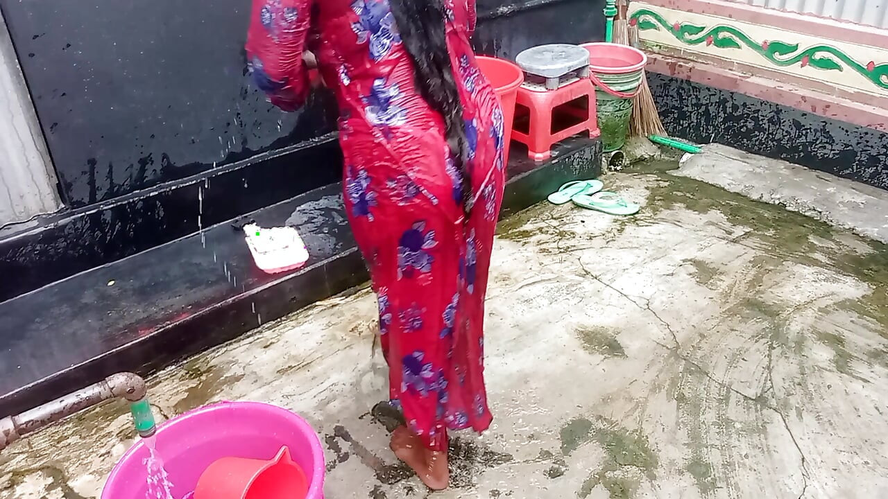 Amateur Desi Hot Step Mom Big Ass Big Nipple Outdoor Shower Exclusive Scene Captured By Her Step Son