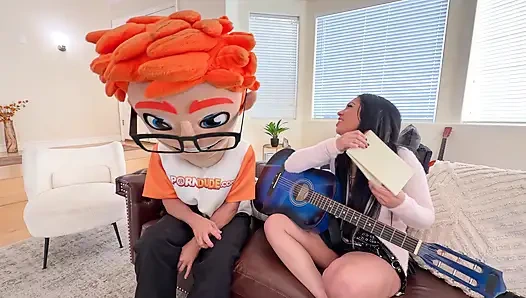 Я превратила свою горячую соседку Raven Reverie в порнозвезду с эпическим минетом