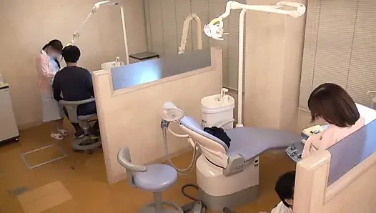 Секретная клиника разогревает, гигиенист разрешает перелив