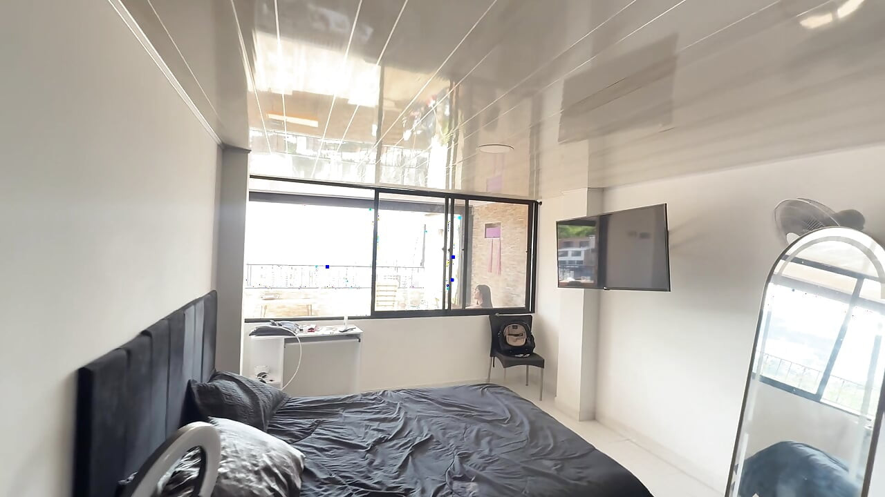 Follando Con Mi Compañero De Cuarto En El Balcón