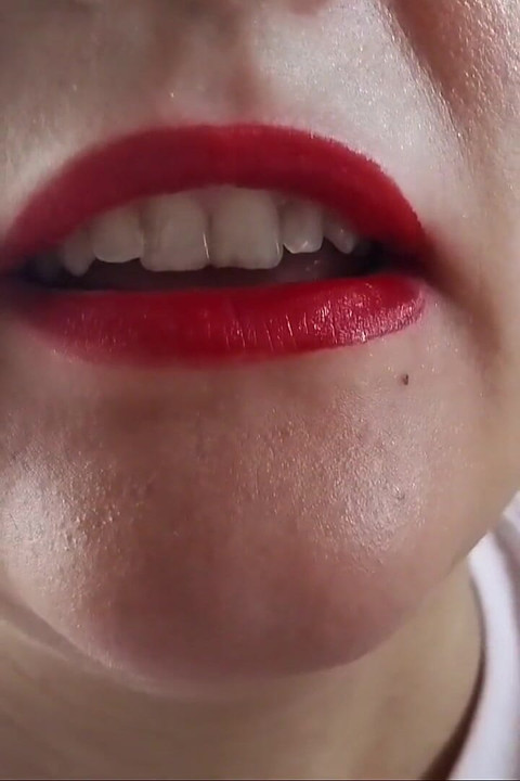 Giantess Red Lips Is Hungry for You POV
