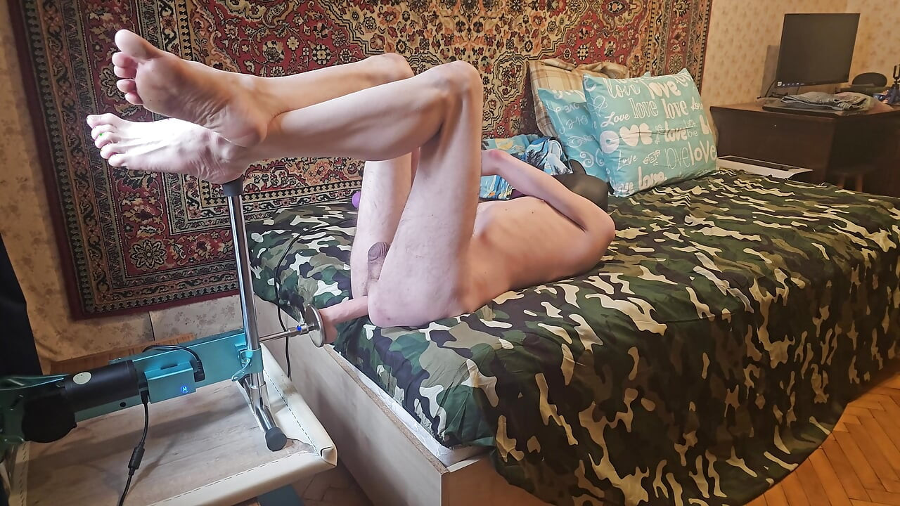 Sasha Earth ass fucking machine solo amateur homemade