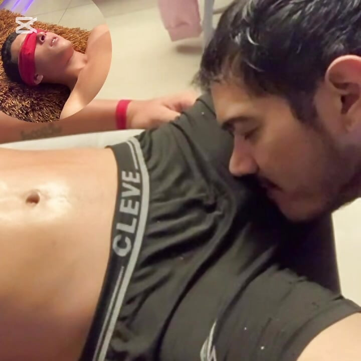 My fetish is heterosexuals with blindfolds! What a delicious cock this young man has!