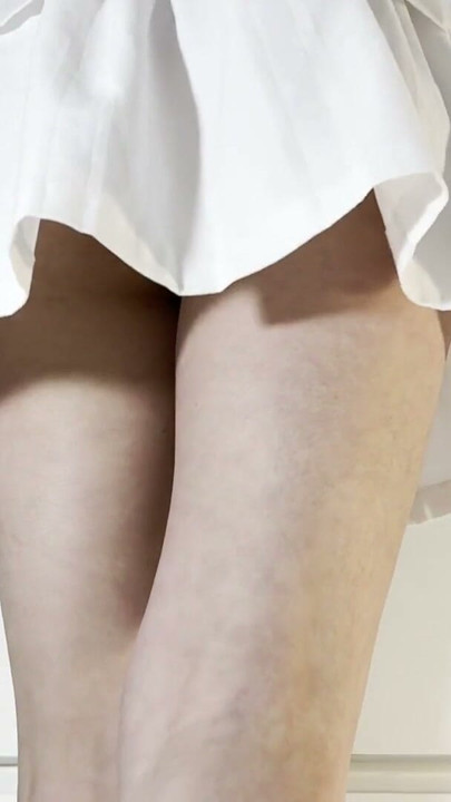 Petite Redhead Tight Pussy Hot & Sexy Amateur Girlfriend in the Bathroom does Make up with a Skirt | Clip 1