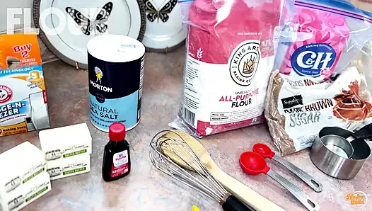 Çıplak yemek pişirme gösterisi - çikolatalı kurabiyeler