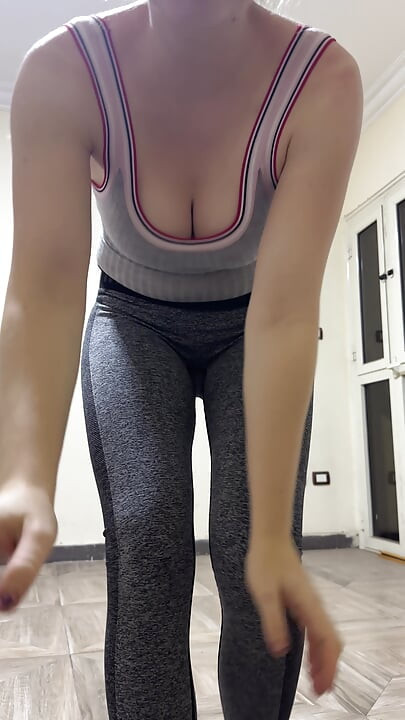 Hot Body and Skin-tight Leggings