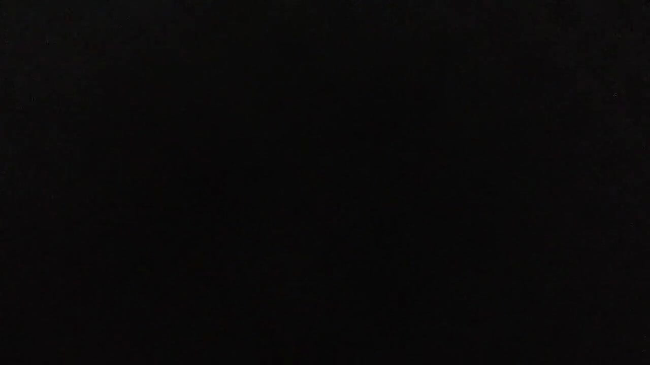 悪い女の子、悪いカメラアングル