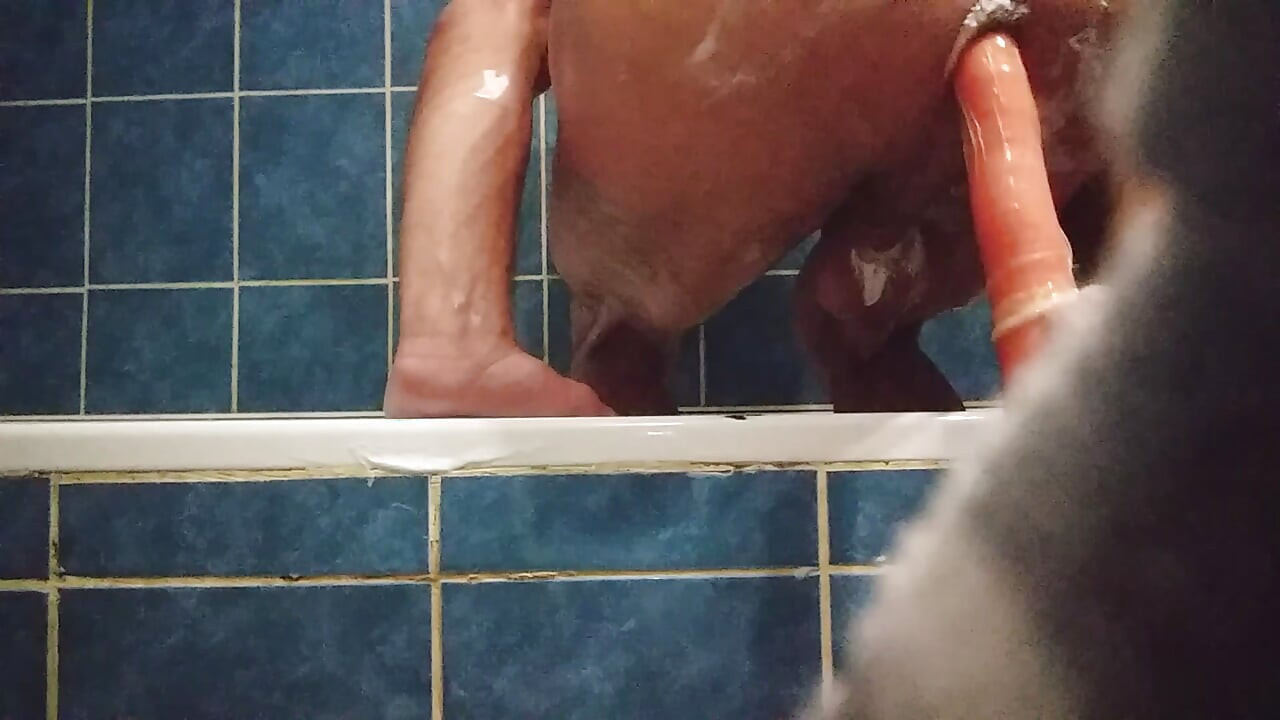 صبي مخنث مراهق شرجي في الحمام