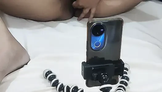 Bhabhi ne apne boyfriend ke sath video call pe sex kia