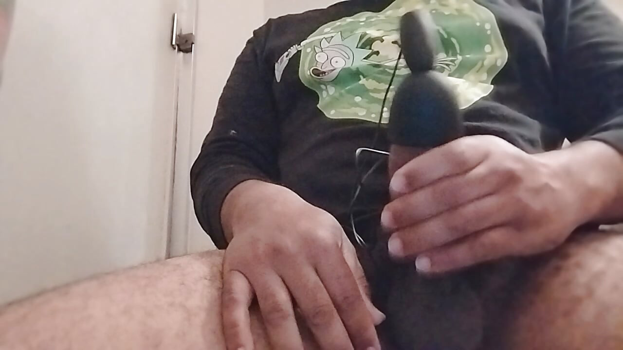 Another Night With The Head Vibrator !!!