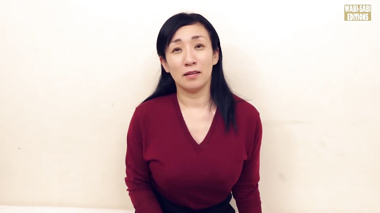 متعة انفجارية. زوجات يستهلكهن إيقاع رغبتهن الخاصة. الجزء الثاني