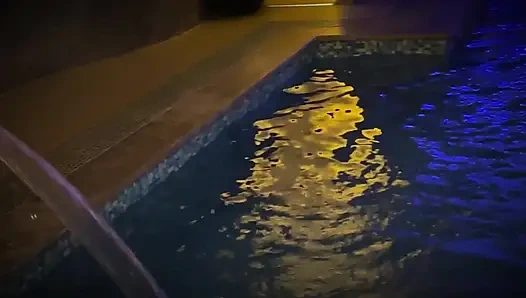 I fuck my stepsister's friend in the pool while she goes for some drinks