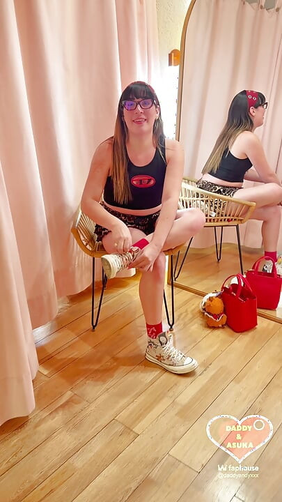 Babadan Asuka Için Yeni Bikini
