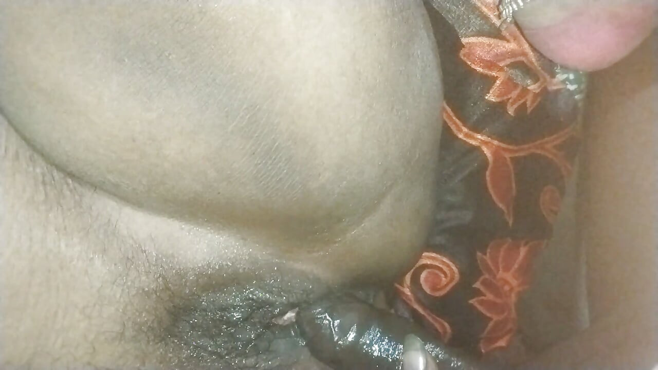 Allahabad bhabhi stated enjoying her pussy brother and sister