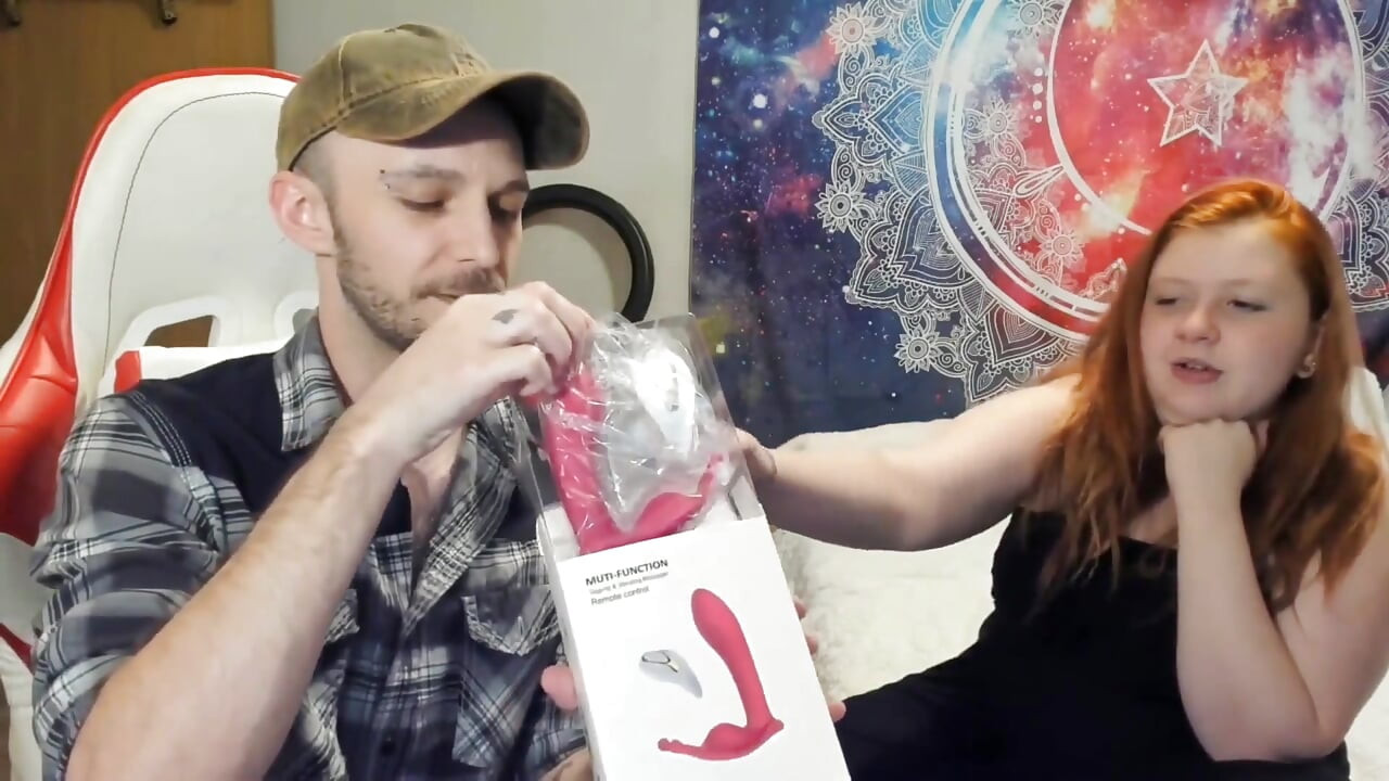 أنيمور اللباس الداخلي دسار فك علبته والاستمناء