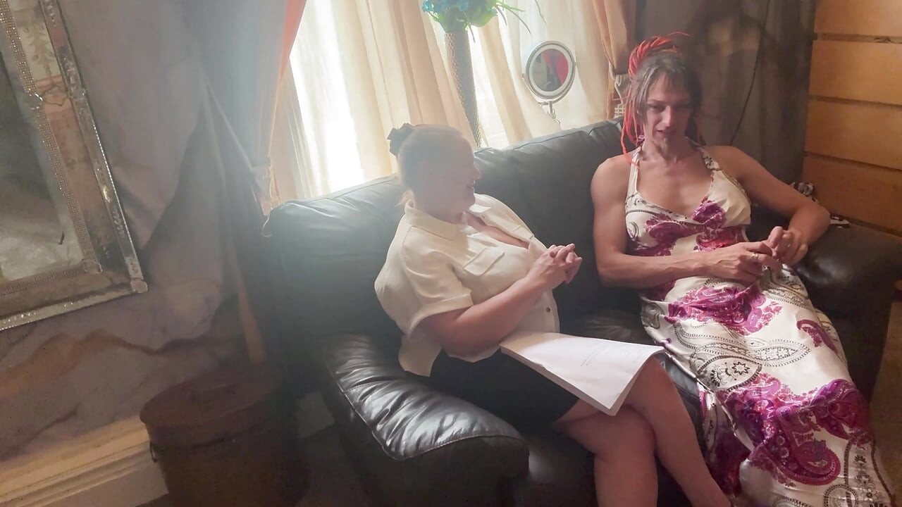 Domina Satana Interviews the fabulous Jasmine_Dlight