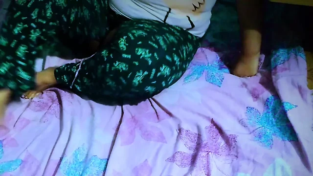 Big Ass &amp; Big Boobs Hot Collage Girl Want Rough Fucked From Stepbrother When Parents Are not at Home