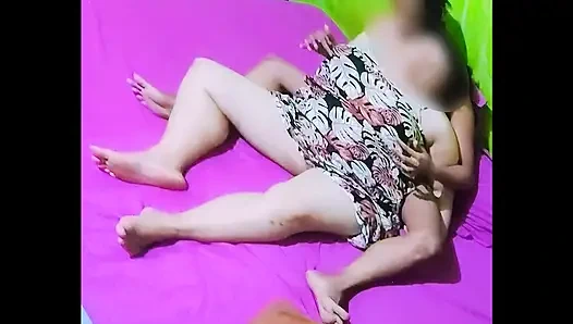 Ehefrau, die ihre Schwägerin begehrt