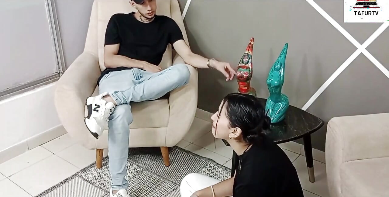 My Stepsister Asks Me to Teach Her How to Fuck with Her Boyfriend and I Give Her a Good Fucking Bitch Part 1