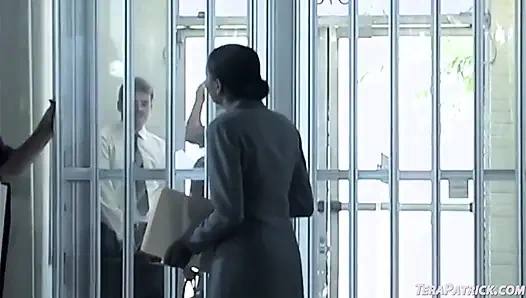 Tera Patrick watches Lucy Lee sucks multiple cocks