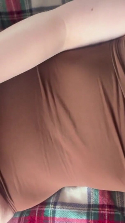 I can't stop rubbing my pussy | Clip 1