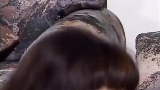 Sexy mädchen mit dicken möpsen leckt arsch, muschi ficken ... sperma auf titten