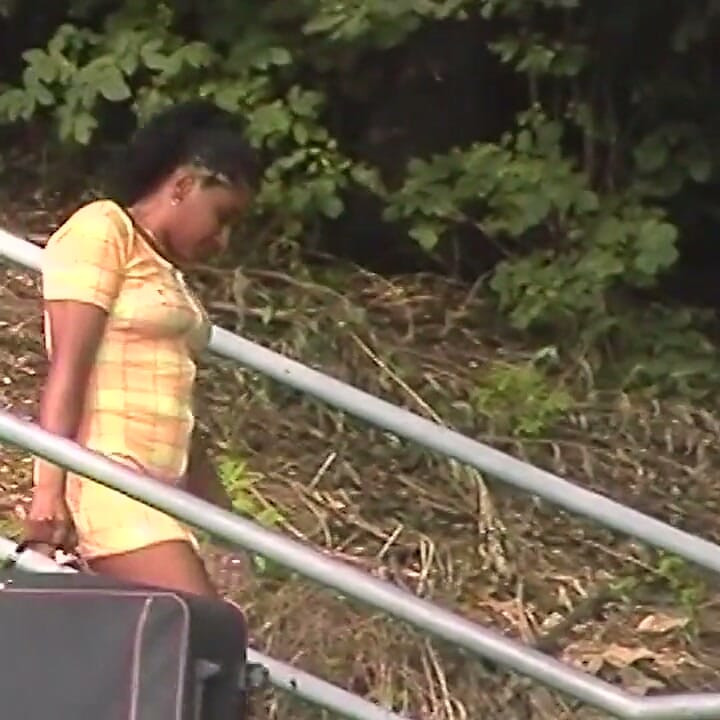 Taxista se folla a una chica chocolade caliente