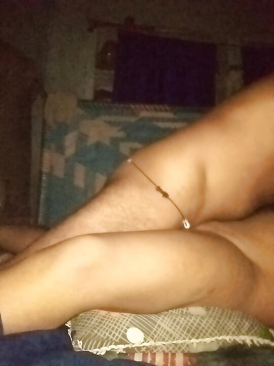 Desi bhabhi ki hard chudai chut se pani nikal diya