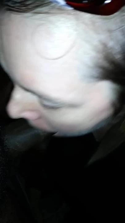 Sexy girl sucks black cock facisl