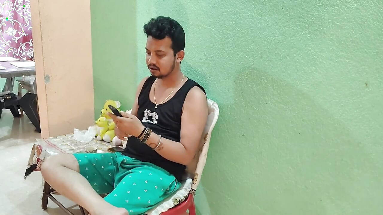 Maalik ke bete ne kaamwali bae ko choda