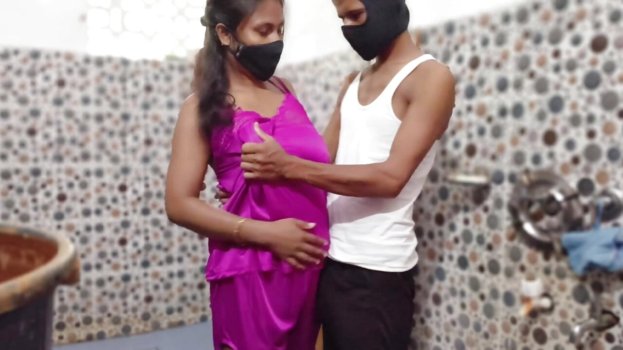 Desi: wife morning bathroom sex video