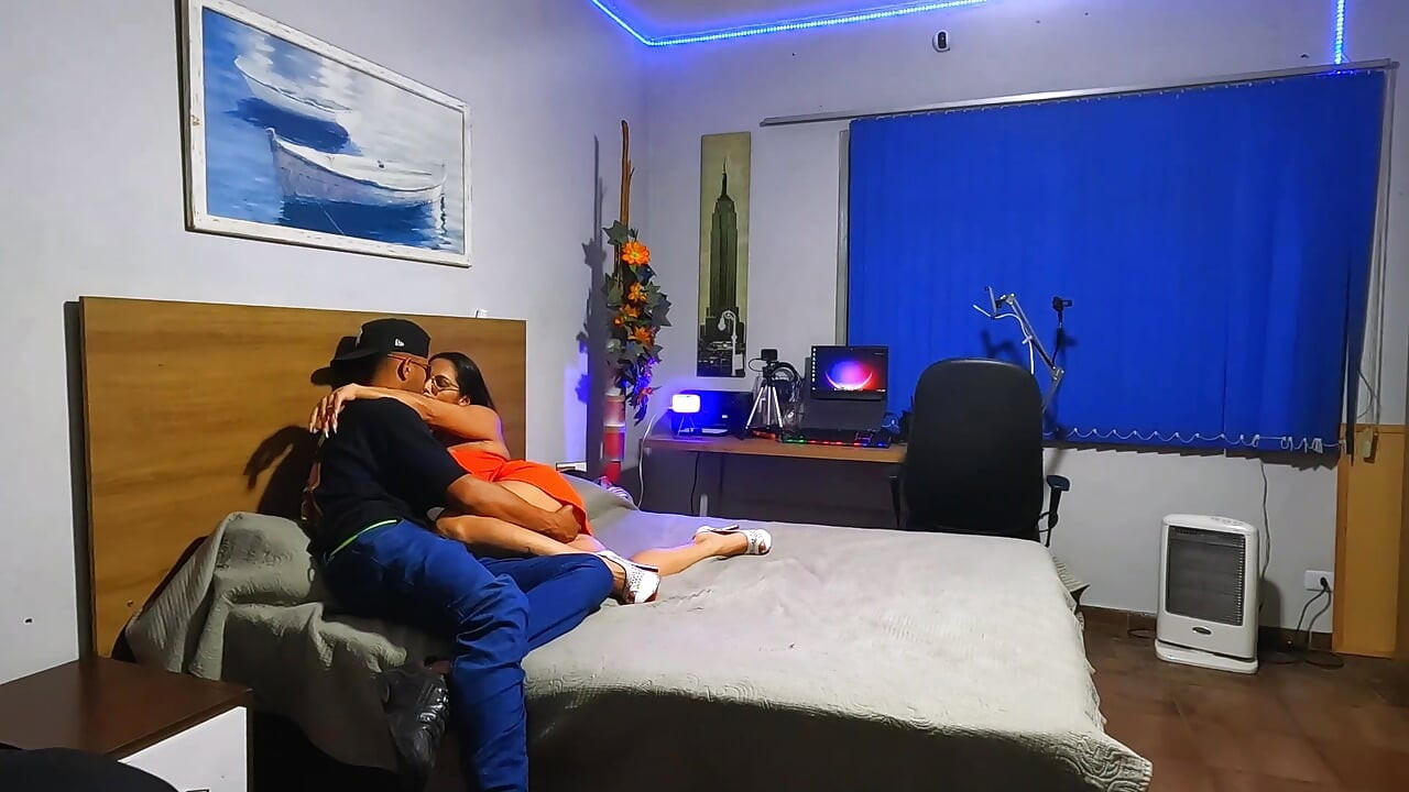 ארוחת ערב יכולה לחכות - היא רוצה קינוח קודם