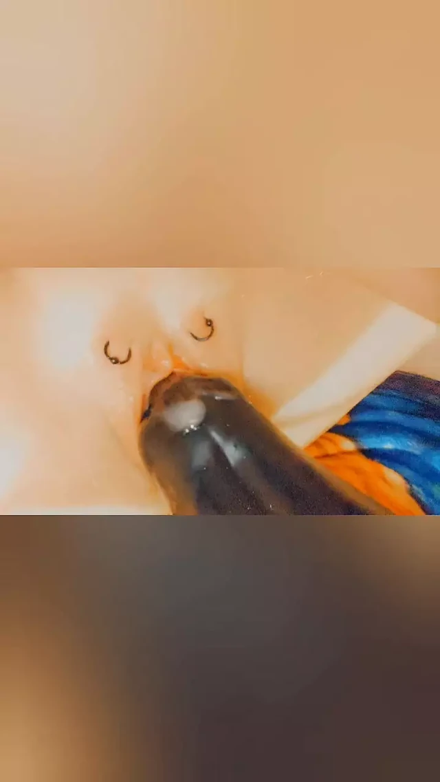 German sub SklavinS training with Speculum and a Dildo
