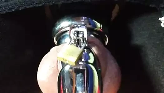 FUCKING ASSHOLE DILDO COCK CHASTITY