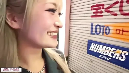 Pertemuan Berani dengan Gadis Pirang, Chemistry Mentah Meletus Menjadi Akhir yang Luar Biasa