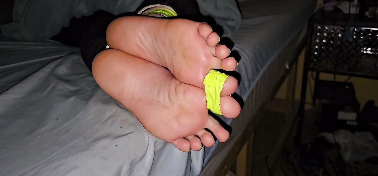 bondage footjob of asian teen feet cum on soles