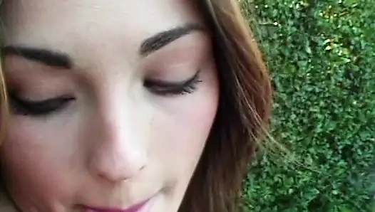 Heiße açık havada mastürbasyon mit vibratör