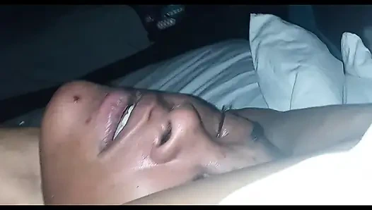 Sıska zenci genç bakış açısı içeri gidiyor