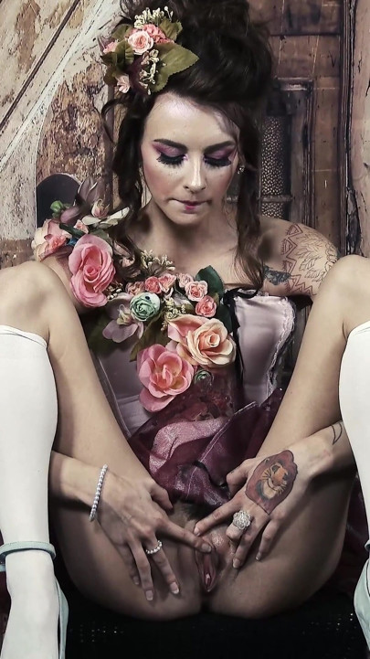 416 Adele Unicorn Pink Flower Cosplay Doll