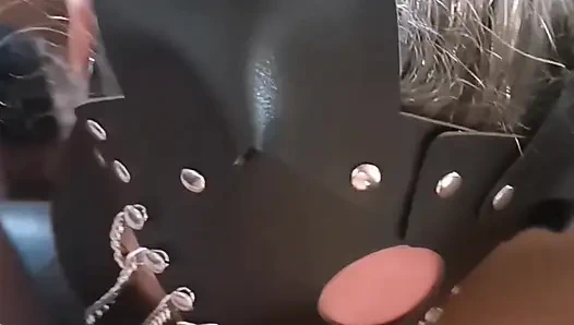 Покорная в маске, беременная 1