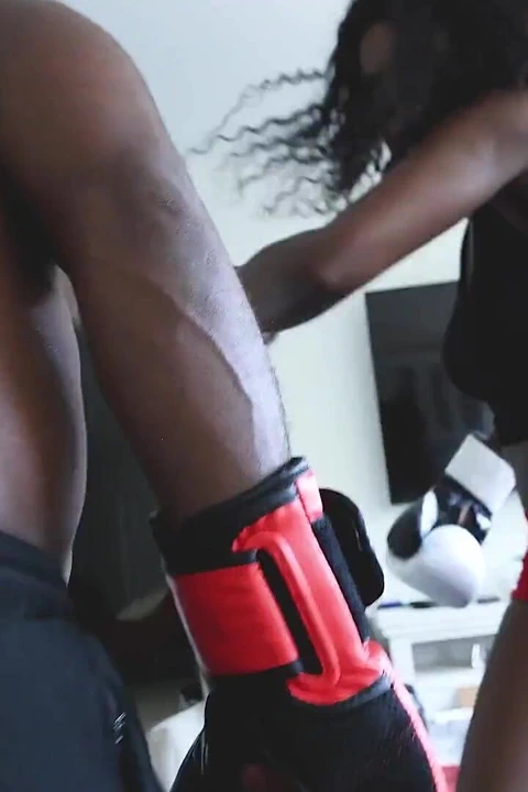 Paris Love vs doc巧克力拳击比赛