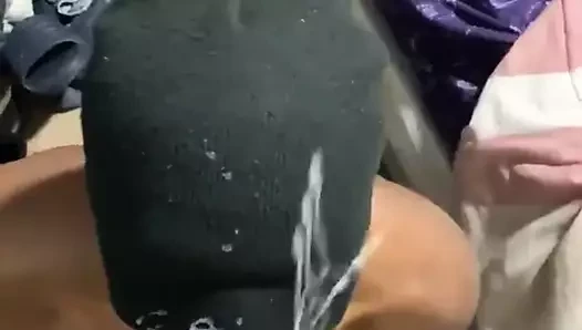 air mani di wajah saya