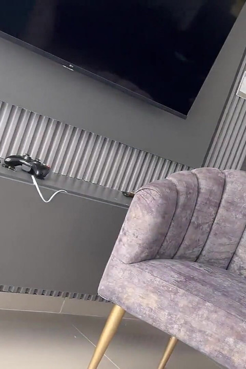 I Caught My Stepsister Taking Nude Photos and Ended up Fucking Her and Cumming in Her Pussy