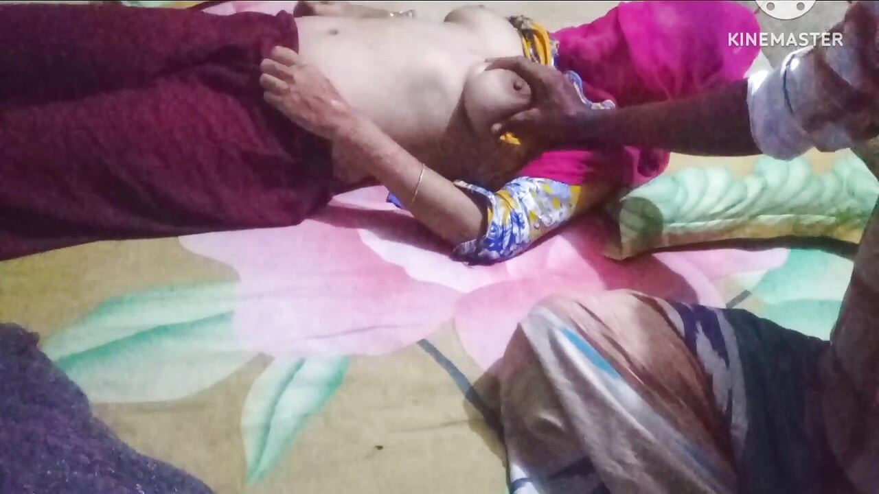 Bangladeshi stepsister give me massage. me give a massage his bobs