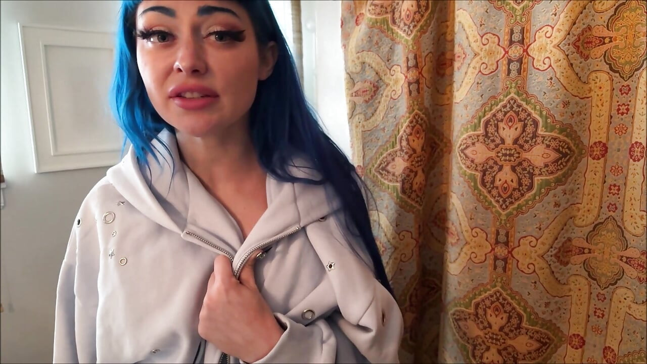 Stesøster gir hemmelig lapdance - Jewelz Blu - Familieterapi - Alex Adams