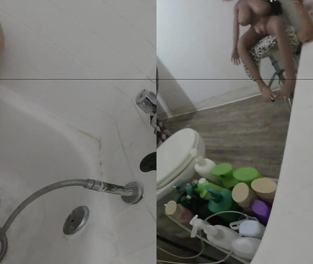 Lizzy Yum VR August 2025 Dilating #97