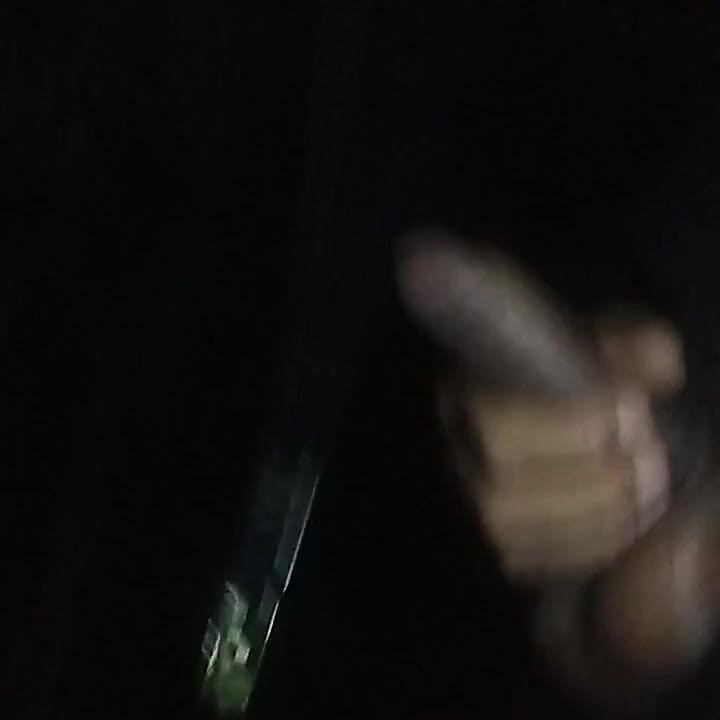 在一条巷子里, 让我硬起来